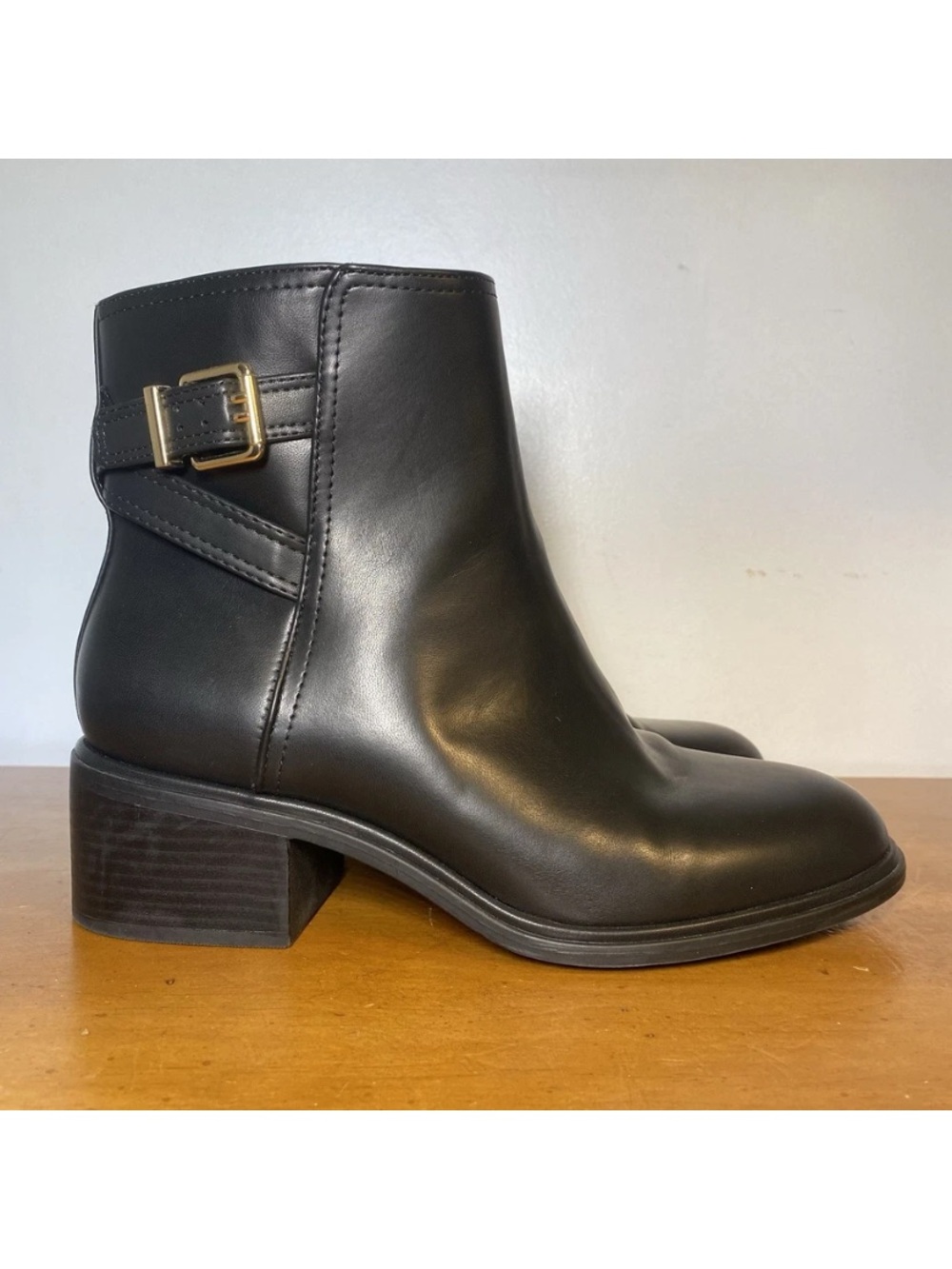 Kelly & Katie Women’s 8.5 KK-Jeri Ankle Boots Booties Black Buckle Low Heel Fall